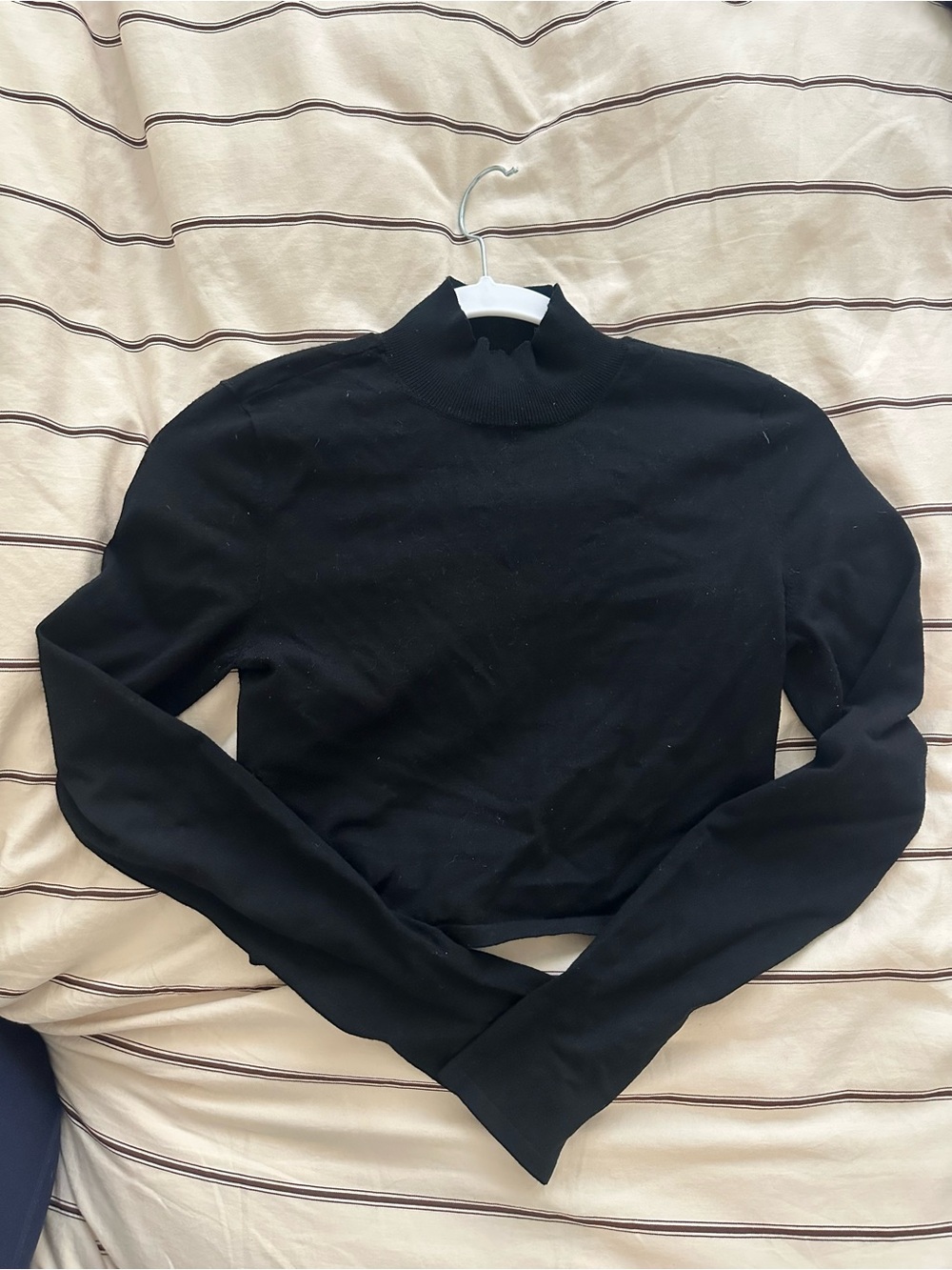 Aritzia Cropped open back mock neck black sweater